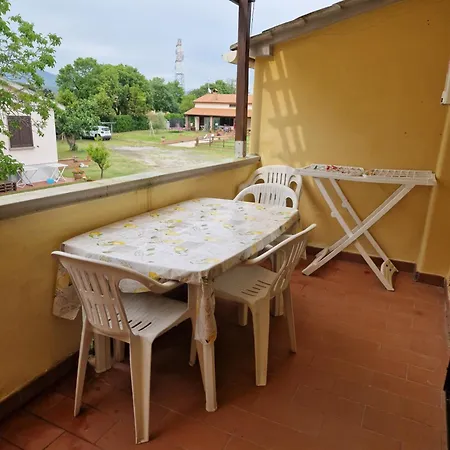 Bilocale Con Terrazza 