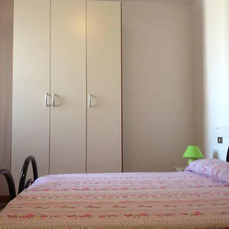 Apartament Bilocale Con Terrazza 