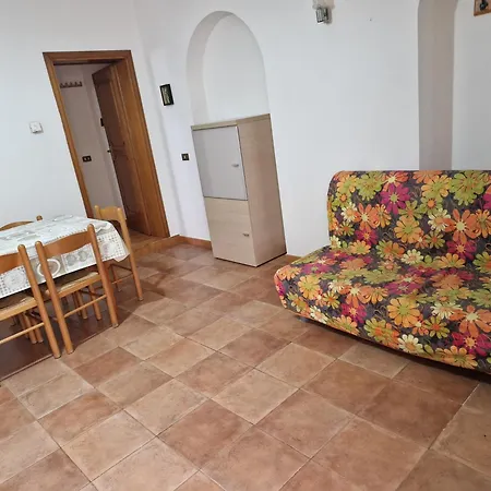 Apartament Bilocale Con Terrazza 